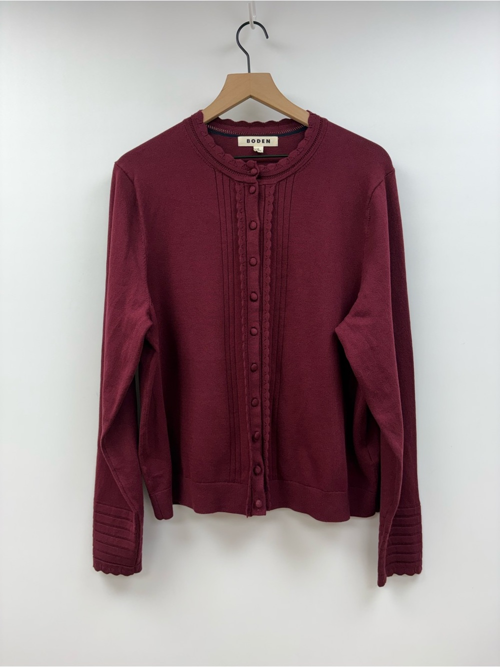Boden Angela Cotton Scallop Button-Up Cardigan Knit Sweater Burgundy XL - Picture 3 of 9